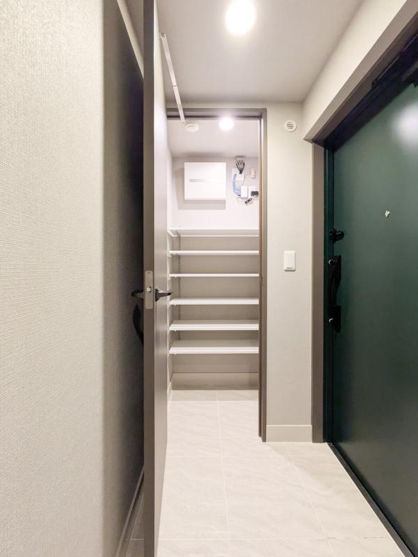 WORVE横浜伊勢佐木町8階 玄関