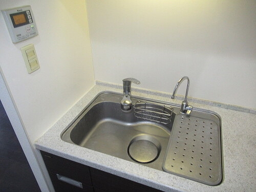 ライオンズステーションプラザ根岸ベイアーク4階 流し台　※2021年12月撮影