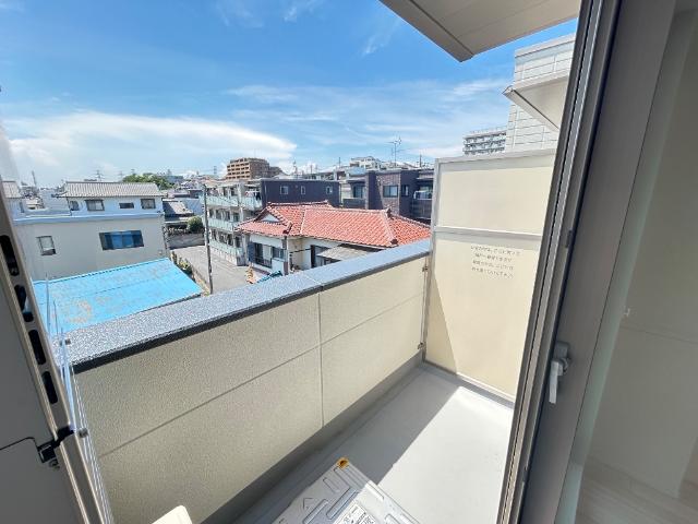 charme・toit（シャルム・トワ）305号室 ベランダ