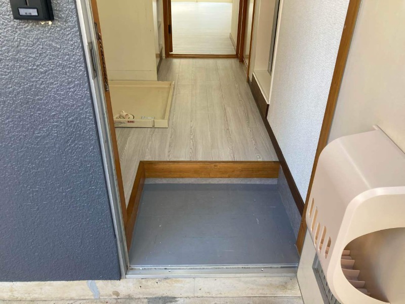 ハッピーハイツ1階 玄関