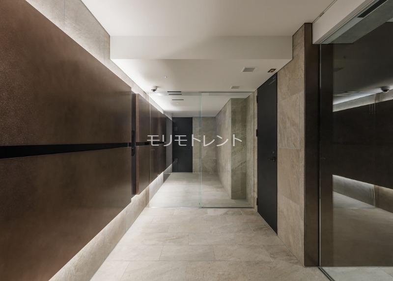 イプセ初台3階 風除室