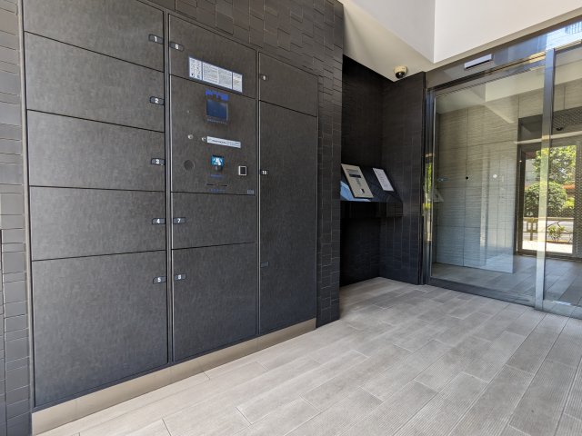 プレミアムキューブ大森本町705号室 エントランス
