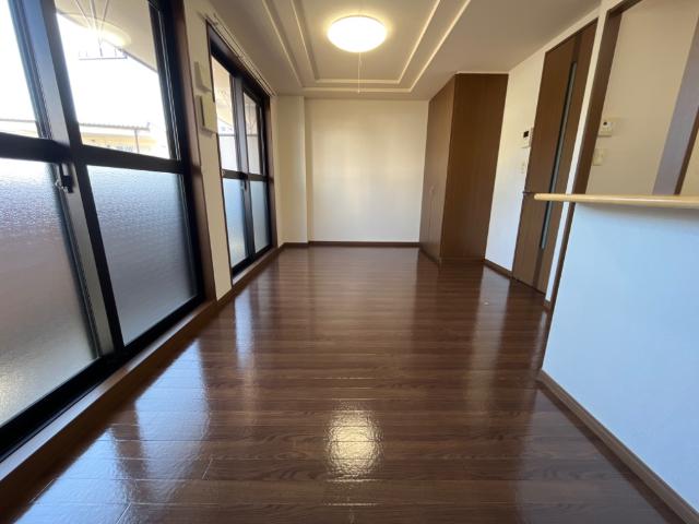 プレイス リビング