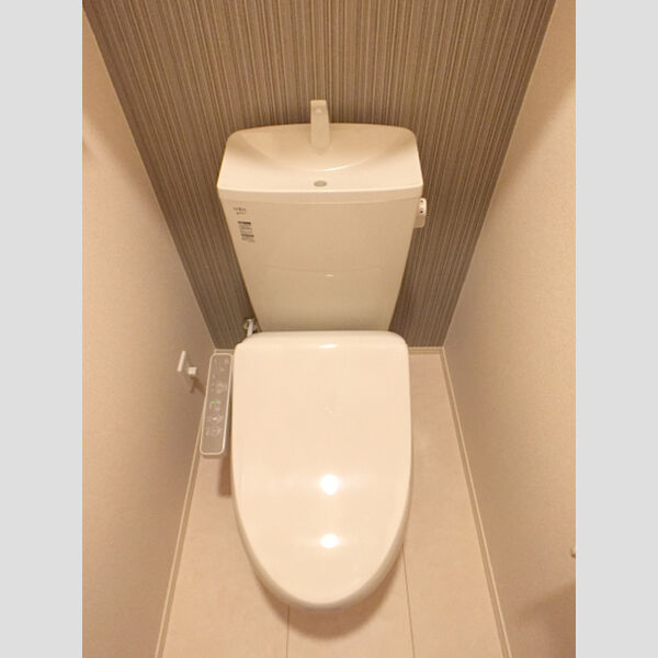 ターナ木曽西　B棟 温水洗浄暖房便座