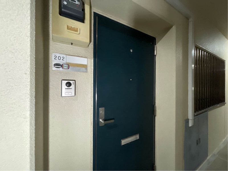 メゾン大西 玄関