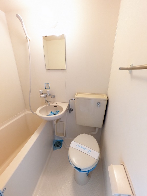 メゾンエクレーレ江古田2階 お風呂