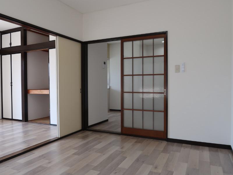 八千代市高津アパート 内観