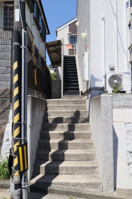 バーンサヌーク杉田102号室 エントランス