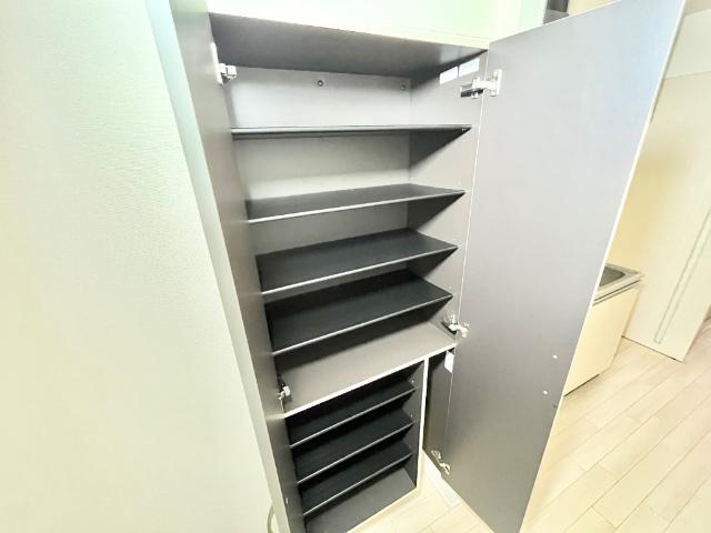 セレッソ鶴巻 下駄箱