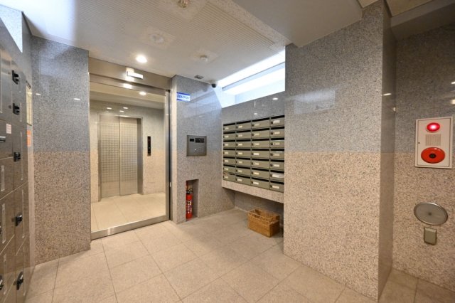 ヴェルト日本橋 エントランス