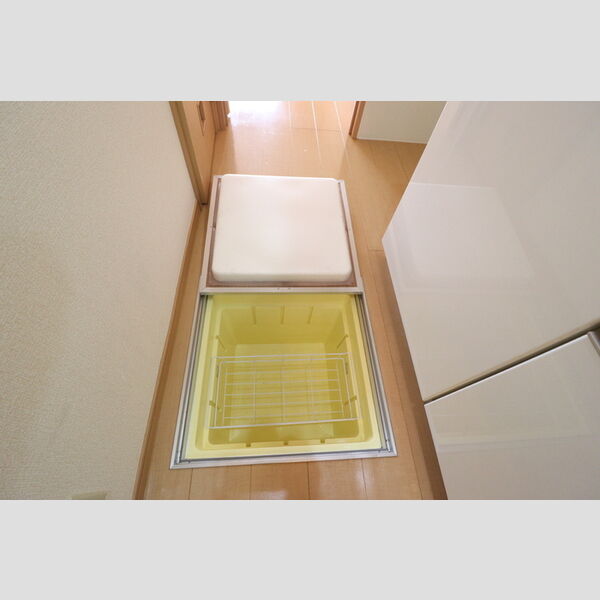 ソンリッサ 床下収納