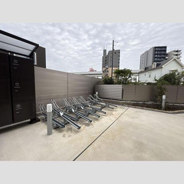 セレスティア扇Ⅲ101号室 駐輪場