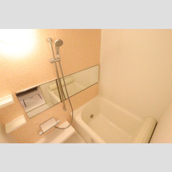 カサ・デ・トレス 追い焚き給湯機能付き浴室