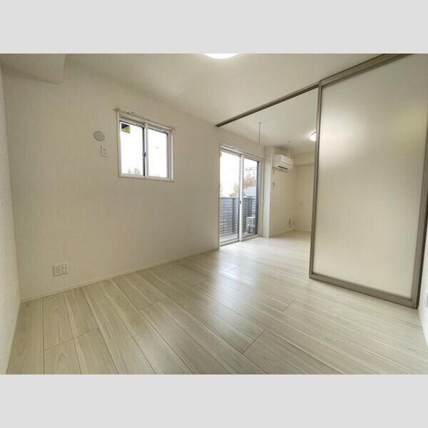 オルメル202号室 洋室　4.5帖