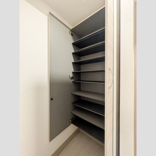 Noble Villa土呂町101号室 玄関