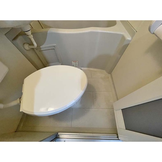 ビジネスワン505号室 トイレ