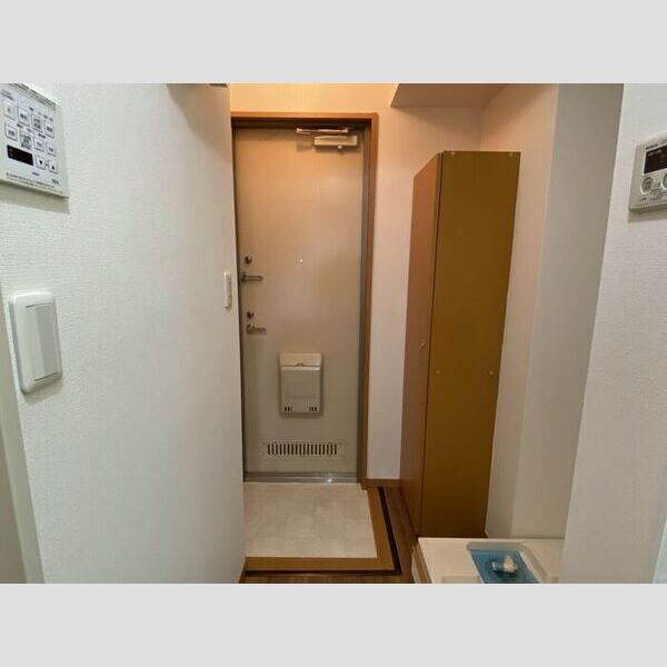 コム シェ ソワ　Ⅰ Ⅰ203号室　玄関