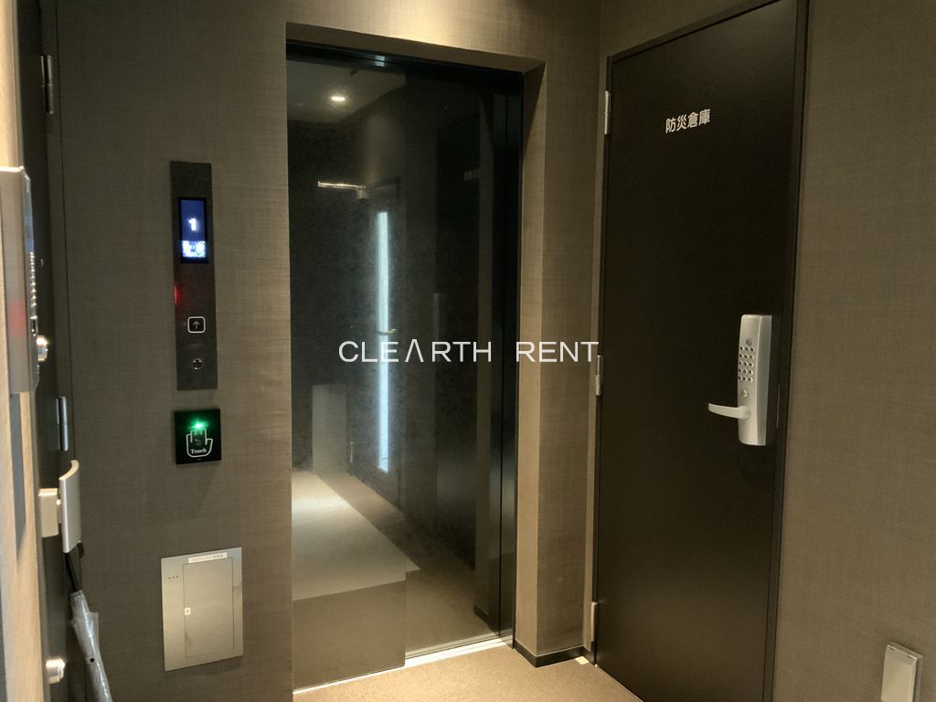 コンシェリア池袋 ＴＨＥ ＲＥＳＩＤＥＮＣＥ ＷＥＳＴ1階 エレベーター前