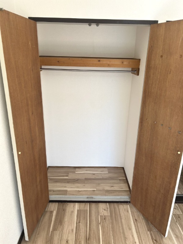 ブランニュー本厚木2階 内観