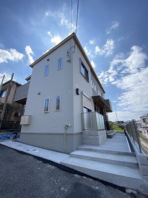 An’s court天台1階 外観