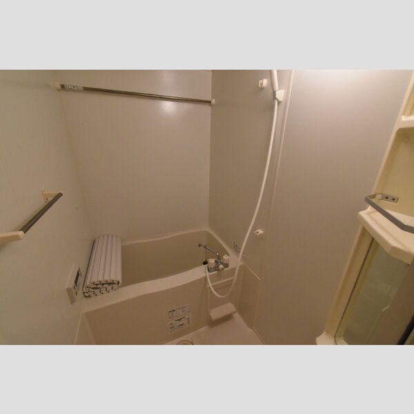 クレール四季彩の丘　六番館103号室 浴室