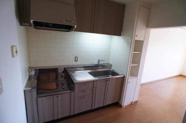 フロイデ勝田台壱番館 キッチンでお料理をお楽しみください