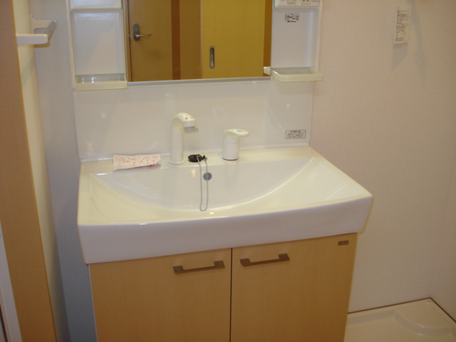 Ｙ・Ｓ　Ｃｒｅｃｉａ101号室 洗髪洗面化粧台