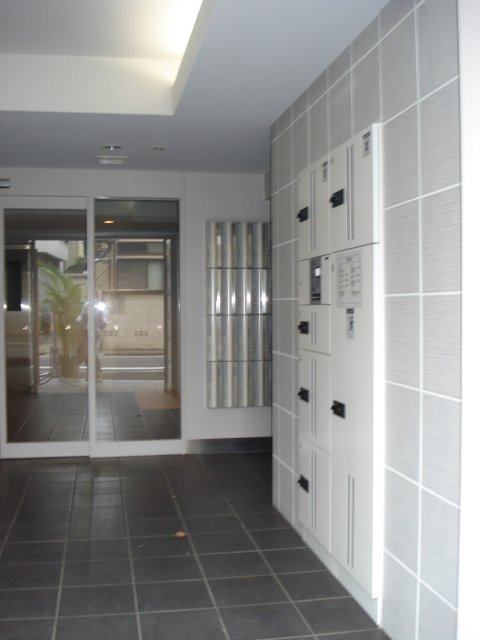 ランドスクエア板橋202号室 エントランス