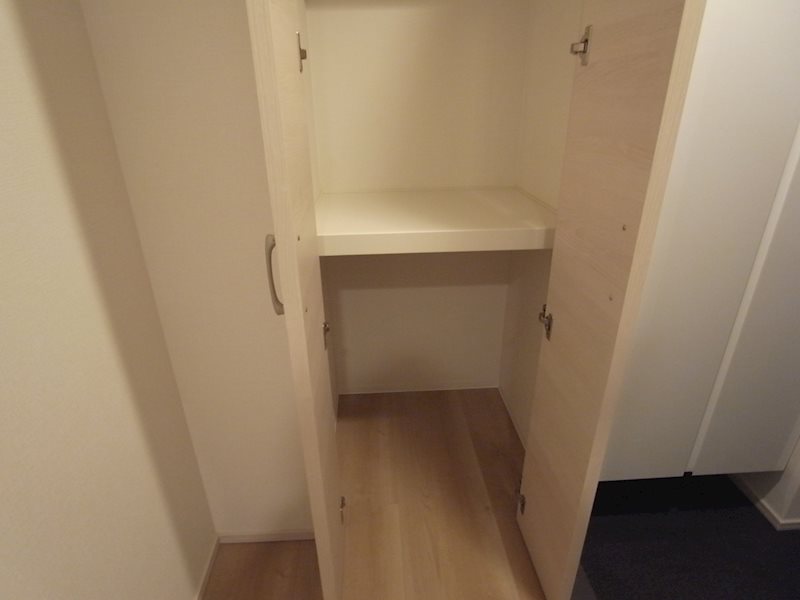 アリエス5階 玄関