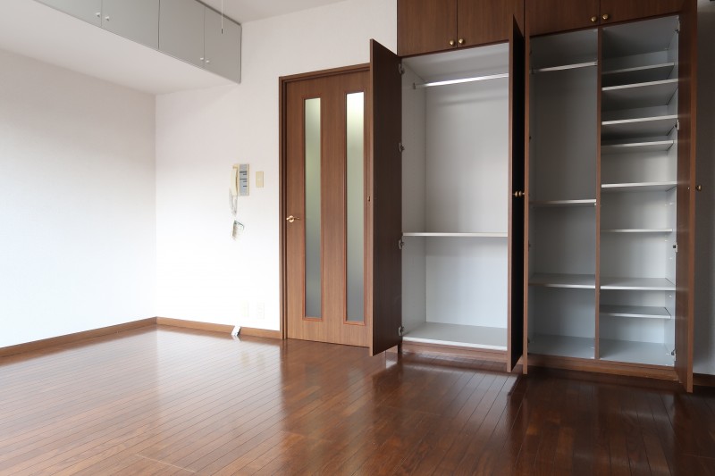 Ｔ’ｓ　ｇａｒｄｅｎ稲城2階 リビング