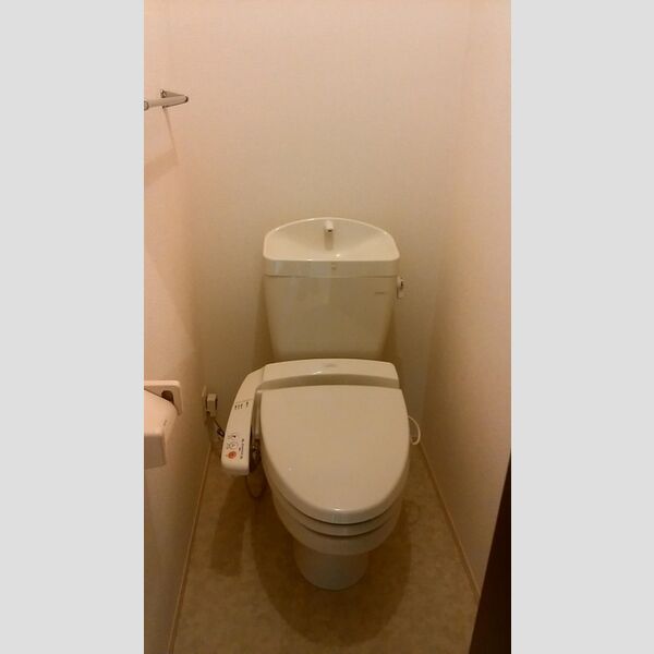 レセンテ・本八幡202号室 トイレ