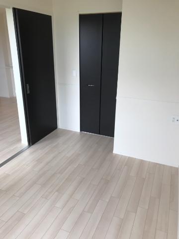 ルミナス　ヴィレッジ 洋室