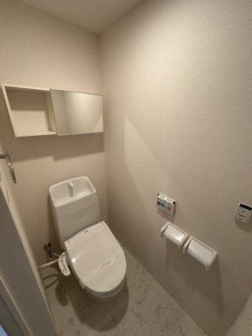 シャーロットハウス1階 トイレ