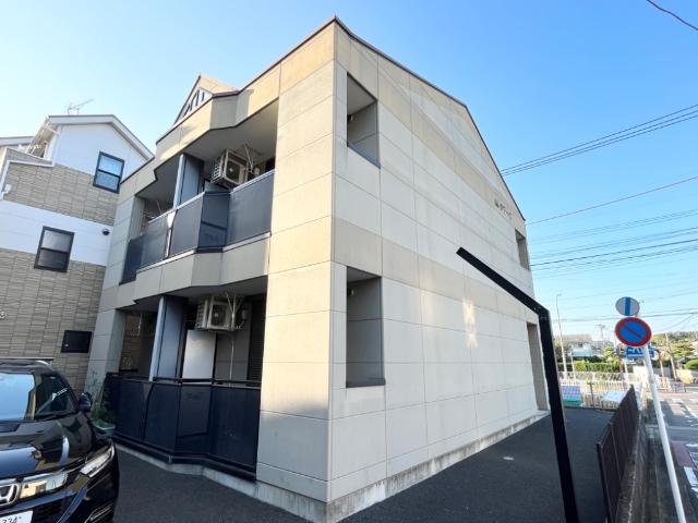 グラード 外観写真（昼）