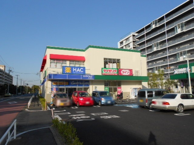 エスパースリュミエール赤羽西が丘2階 ダイソーエムズタウン赤羽台店