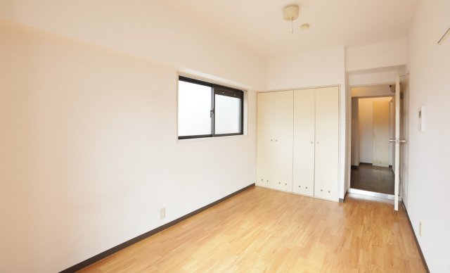 メゾン･ド･エトレーヌ5階 同建物別部屋の参考画像