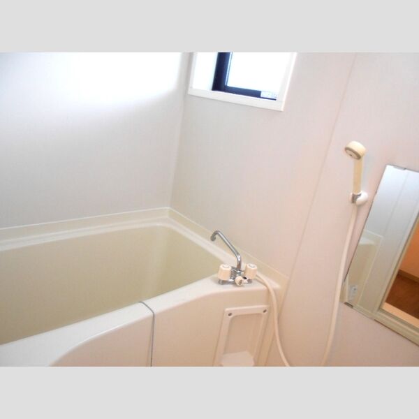 クライン・モルツ106号室 バス