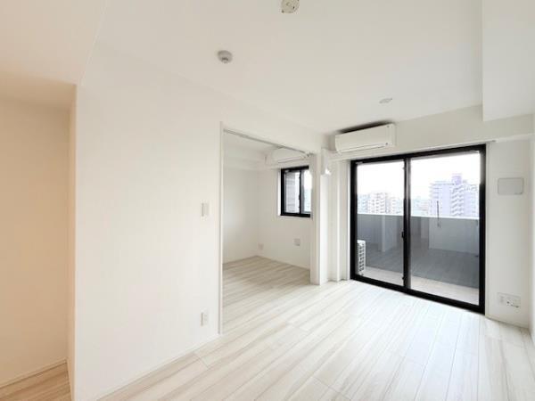 Ｓｏｌａｓｔ　Ｓｑｕａｒｅ綾瀬7階 リビング