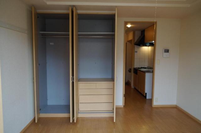 スモールウィン クローゼット