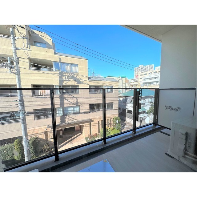 SILVERADO SHIBASAKI-CHO303号室 同建物別部屋の参考画像