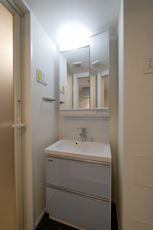 ハーモニーレジデンス中野本町パークサイド 内観