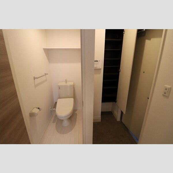 アンソレイエ 温水洗浄暖房便座