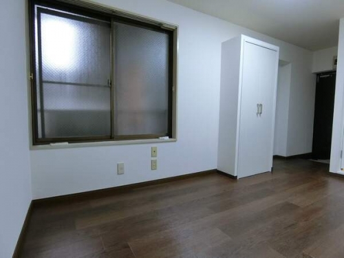 YKBAホーム野方 居間