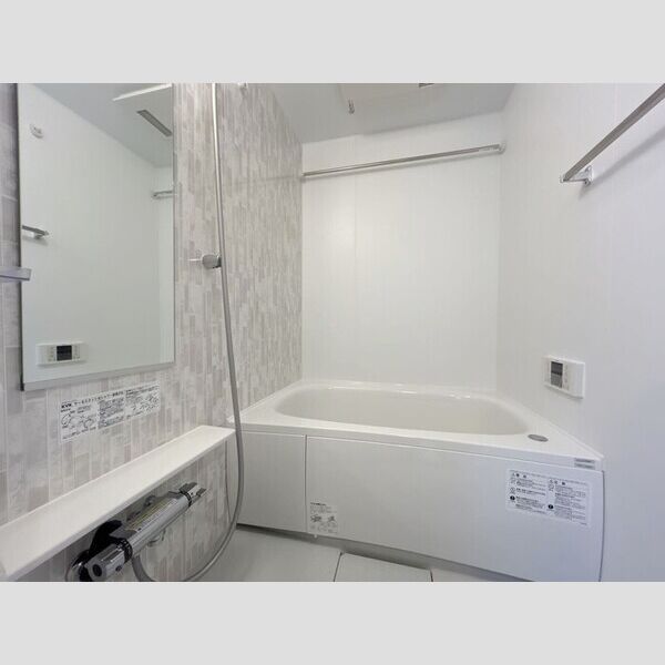 グラナーデ東日暮里202号室 浴室