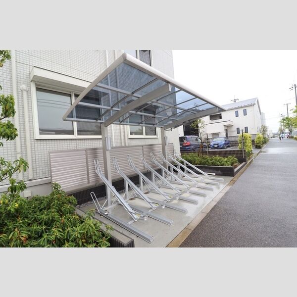 フォレストおおたか　Ⅰ102号室 駐輪場