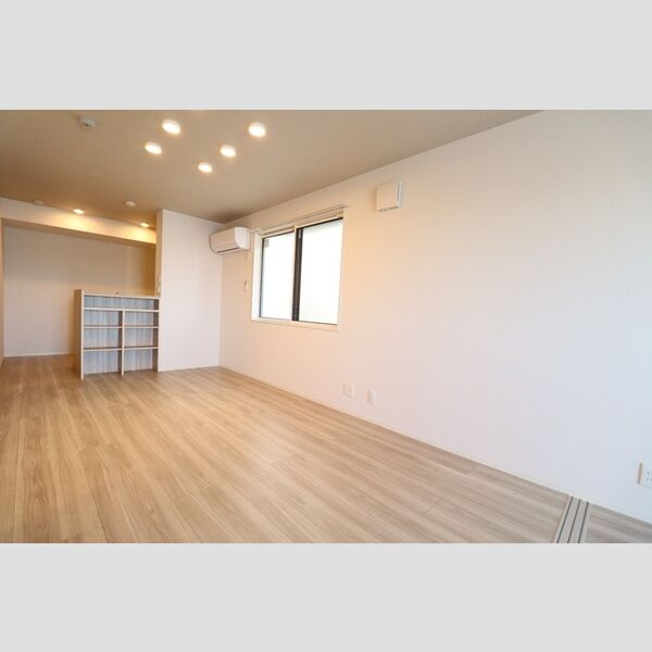 アヴァンス八潮A LDK