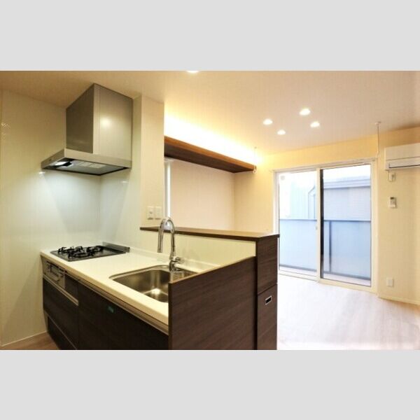 ルガーセグーロ　LugarSeguro システムキッチン