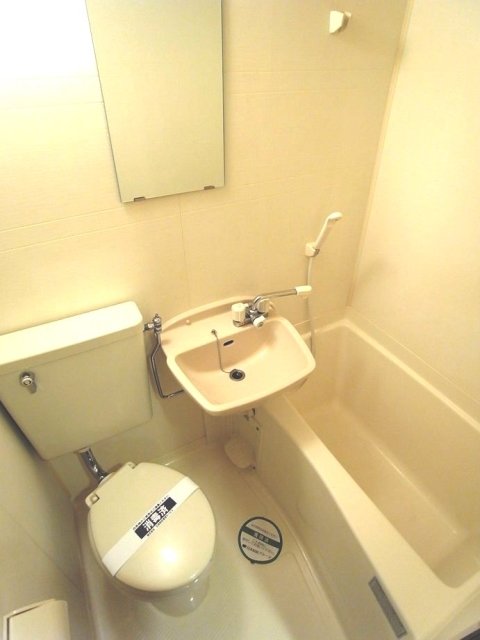 プラネット市ヶ谷1階 お風呂