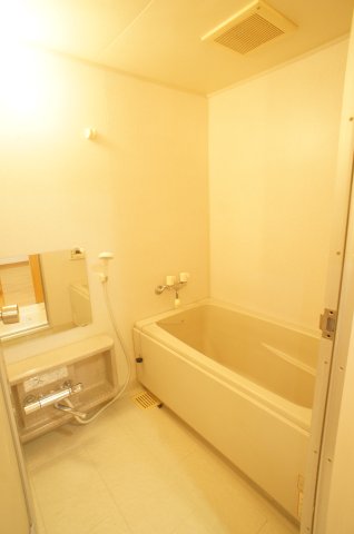 グランコート蘇我 102号室の写真です