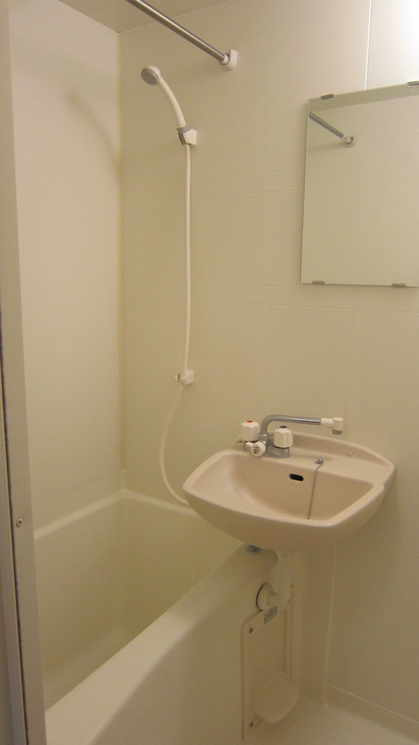 レオパレスＶＥＮＴＶＥＲＴ 浴室乾燥機付